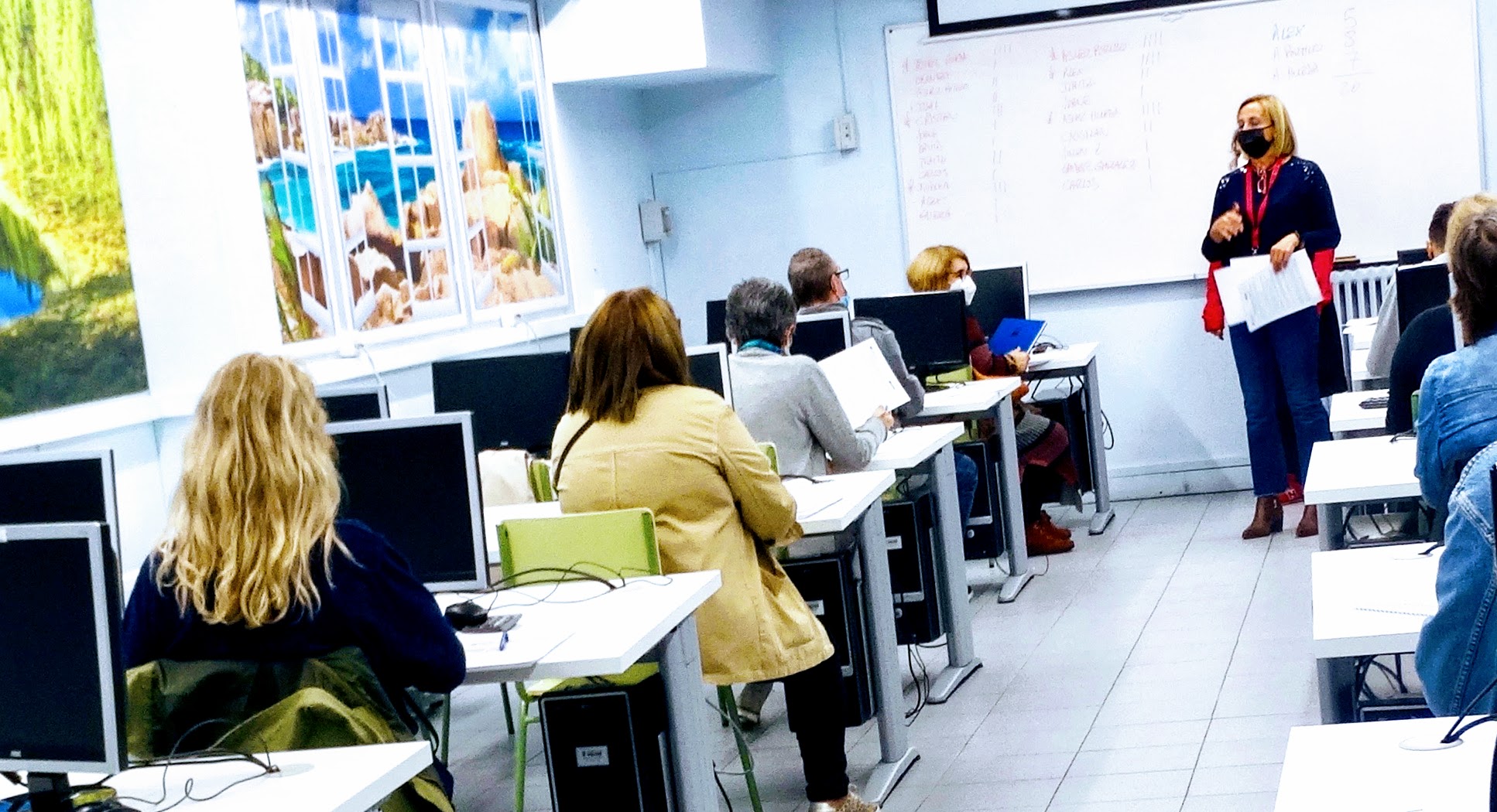 Programa de Formación para mujeres desempleadas en Centro San Luis